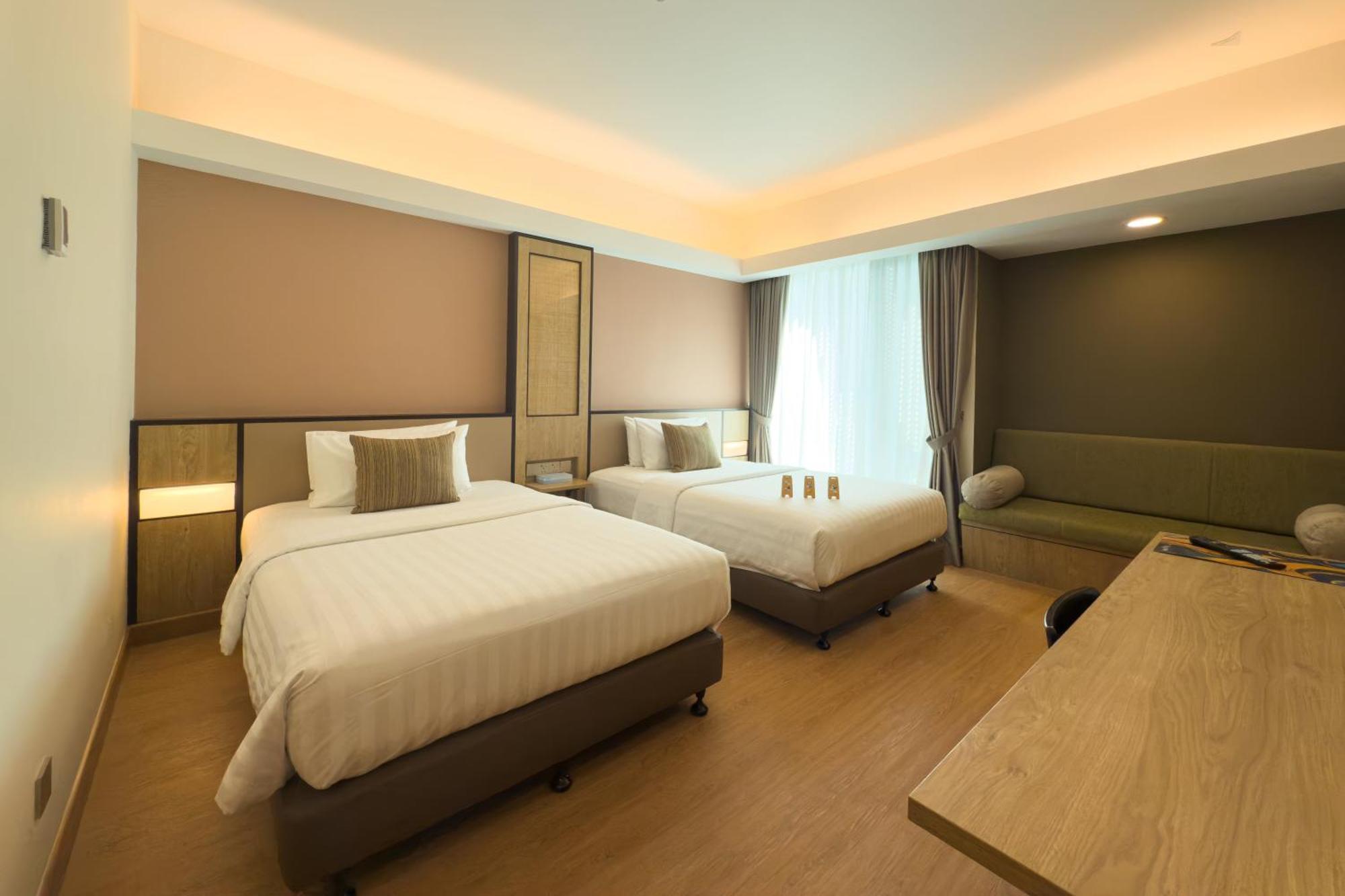 The Everly Hotel
