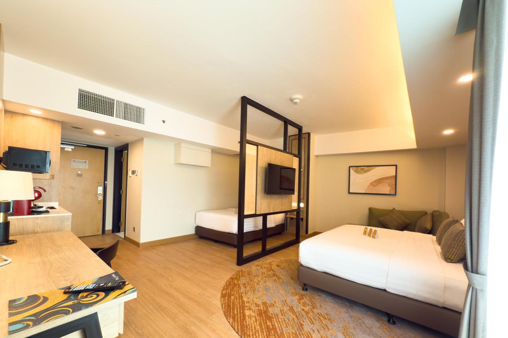 The Everly Hotel 4*